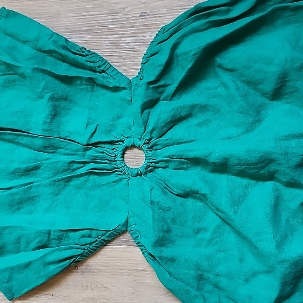 Emerald Cut- Out Green Sleeveless Sundress - Picture 8 of 14